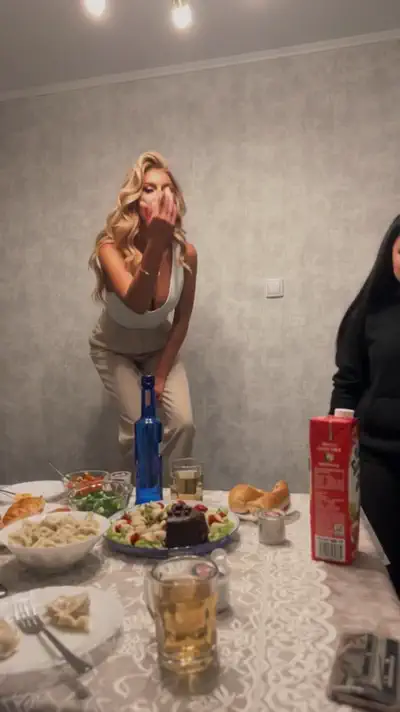 Падение на вечеринке